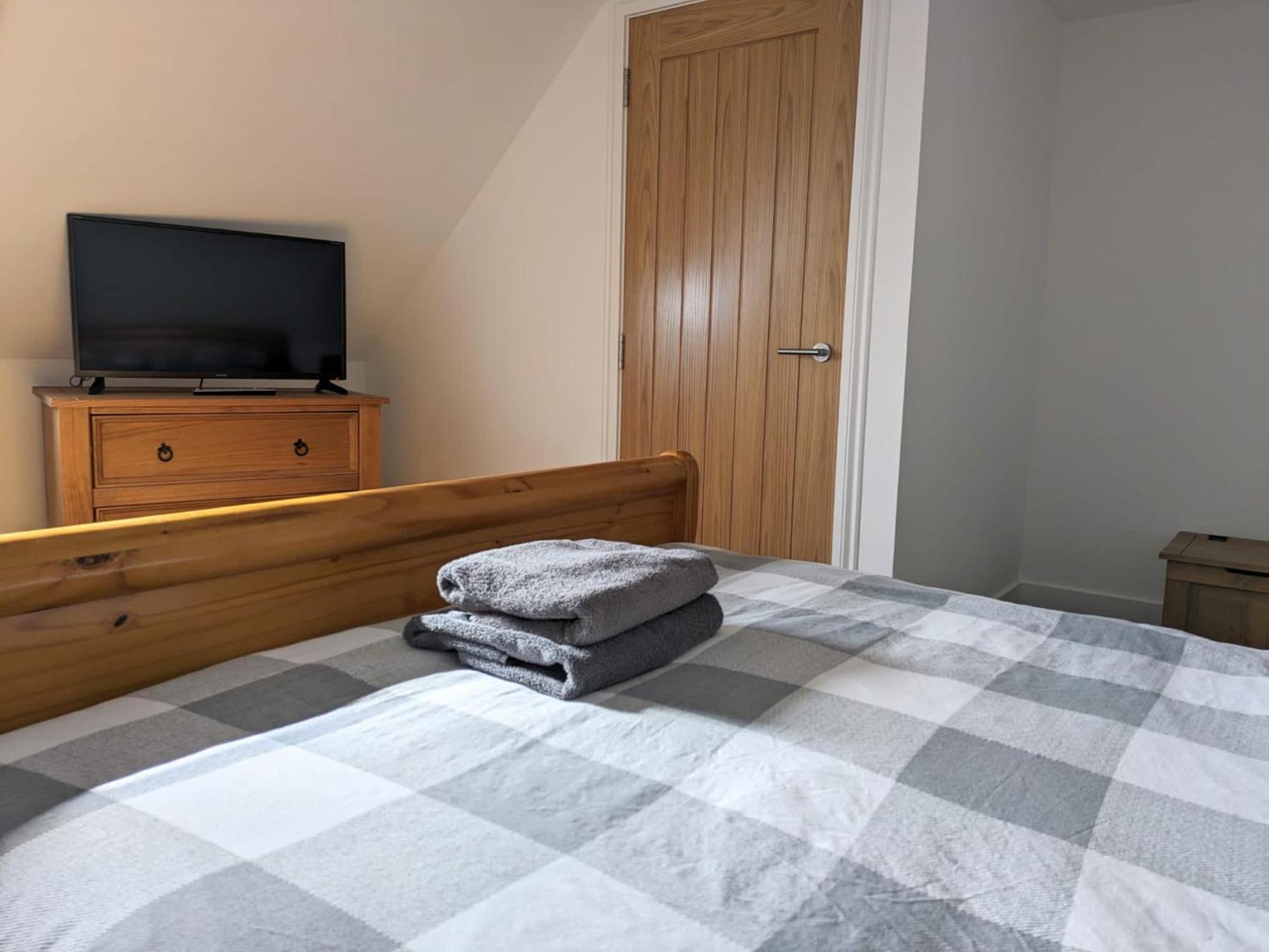2 Bedroom Townhouse With Seaview On The Nc500 Wick Wick  Extérieur photo